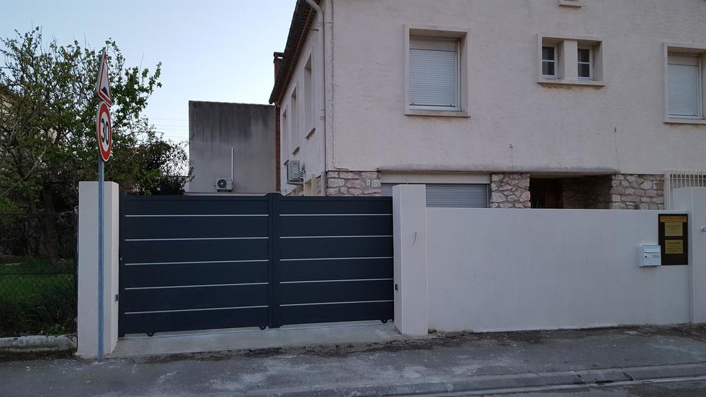 Le Gite De La Gravette Carcassonne Esterno foto